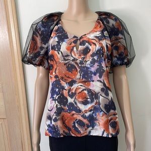 St. John Boutique top large floral large